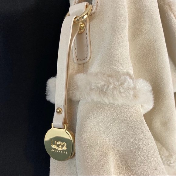 Ugg women’s Quinn hobo suede shoulder bag - Picture 7 of 14